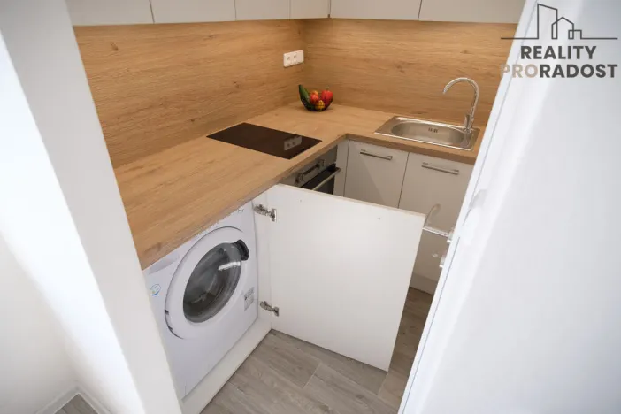 Pronájem bytu 1+kk, Olomouc, Valdenská, 25 m2