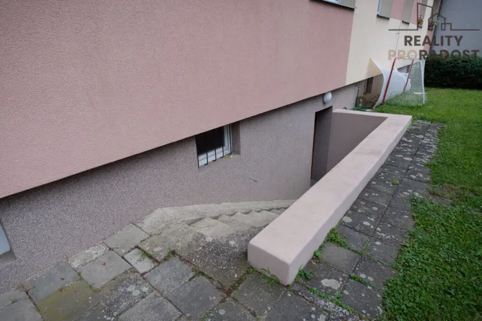 Pronájem bytu 1+kk, Olomouc, Valdenská, 25 m2