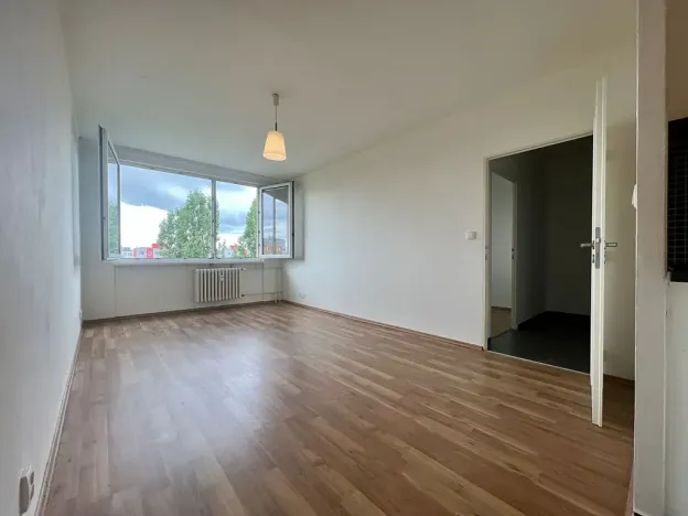 Pronájem bytu 2+kk, Praha - Řepy, Bazovského, 43 m2