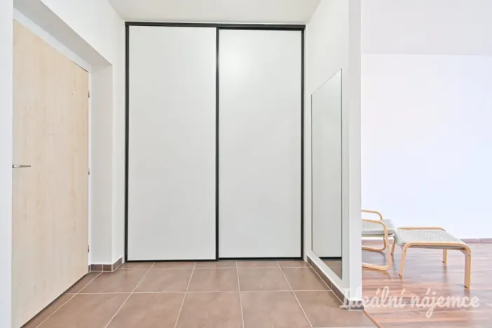 Pronájem bytu 1+kk, Brno, U Leskavy, 38 m2