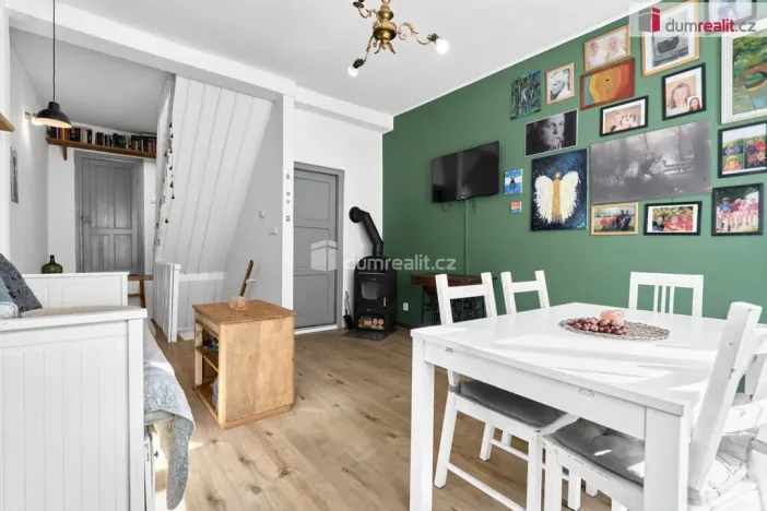 Prodej rodinného domu, Ostrov, Žižkova, 100 m2