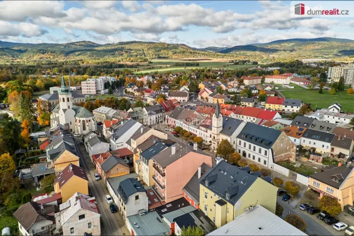 Prodej rodinného domu, Ostrov, Žižkova, 100 m2