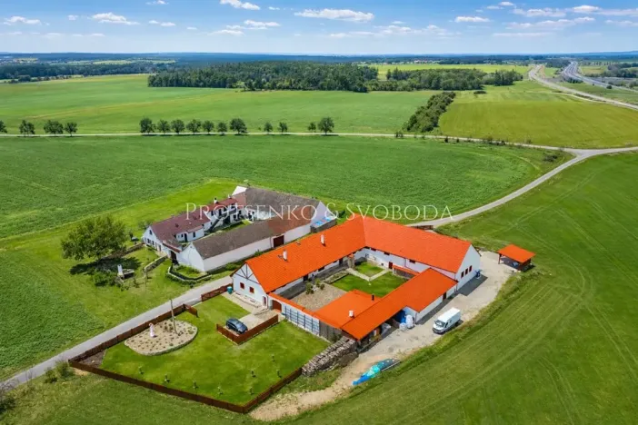 Prodej rodinného domu, Sedlečko u Soběslavě, 926 m2