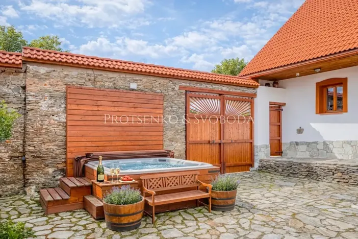 Prodej rodinného domu, Sedlečko u Soběslavě, 926 m2