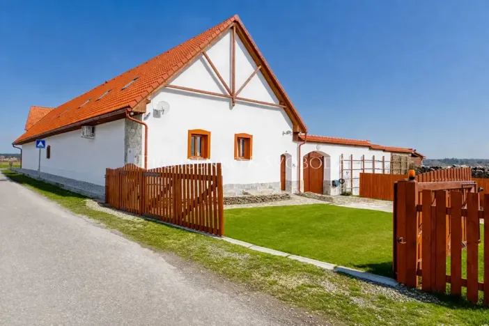 Prodej rodinného domu, Sedlečko u Soběslavě, 926 m2