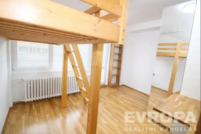 Pronájem bytu 2+1, Praha - Braník, Nad strouhou, 60 m2