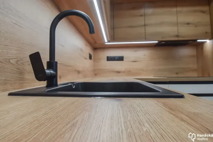 Pronájem bytu 2+kk, Olomouc, Hálkova, 62 m2