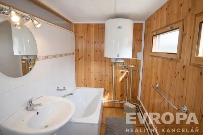 Prodej chaty, Svatý Jan pod Skalou - Záhrabská, Na Výsluní, 55 m2