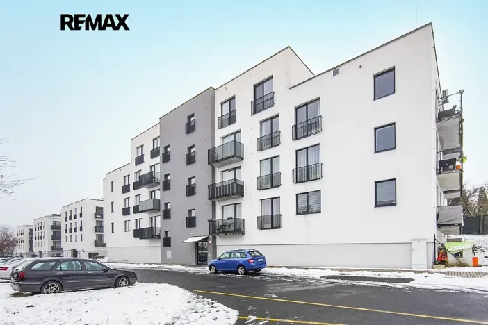 Pronájem bytu 1+kk, Plzeň, V Zahrádkách, 39 m2