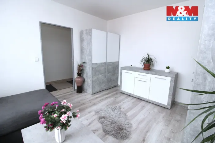 Prodej bytu 1+1, Kralupy nad Vltavou, sídl. Hůrka, 32 m2