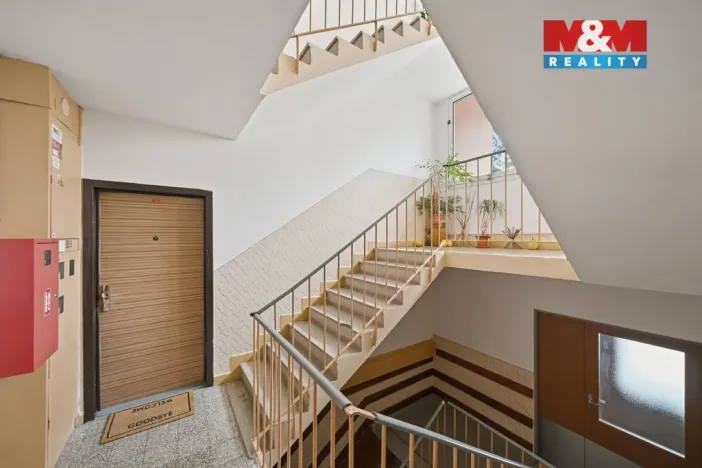 Prodej bytu 2+1, Mohelnice, nám. Kosmonautů, 54 m2