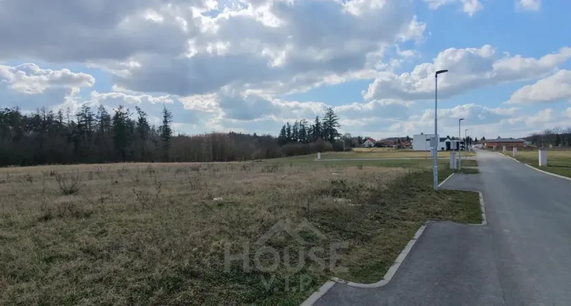 Prodej pozemku pro bydlení, Praha - Točná, Třísovská, 15939 m2