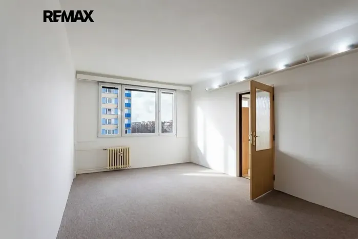 Prodej bytu 3+1, Praha - Malešice, Počernická, 72 m2