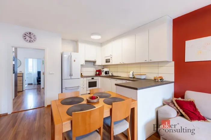 Prodej bytu 3+kk, Praha - Zbraslav, Jiřího Mašína, 82 m2