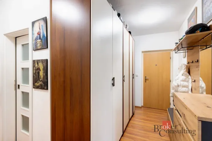 Prodej bytu 3+kk, Praha - Zbraslav, Jiřího Mašína, 82 m2