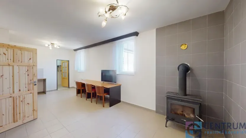 Pronájem bytu 4+kk, Jenišovice, 101 m2