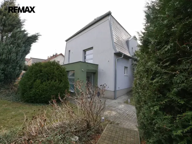 Pronájem rodinného domu, Praha - Žižkov, Šikmá, 260 m2