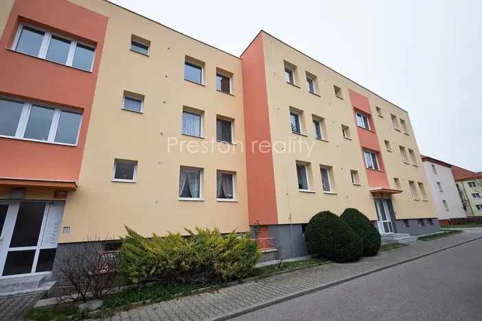 Pronájem bytu 3+1, Praha - Kbely, Žacléřská, 62 m2