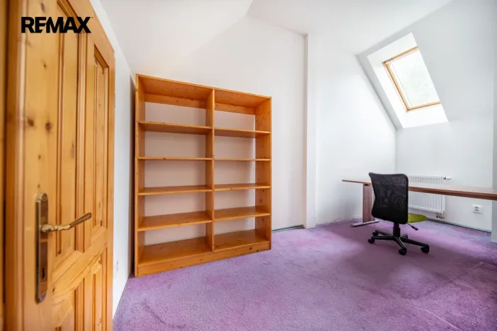 Pronájem bytu 6+kk a větší, Karlovy Vary, Na Vyhlídce, 145 m2