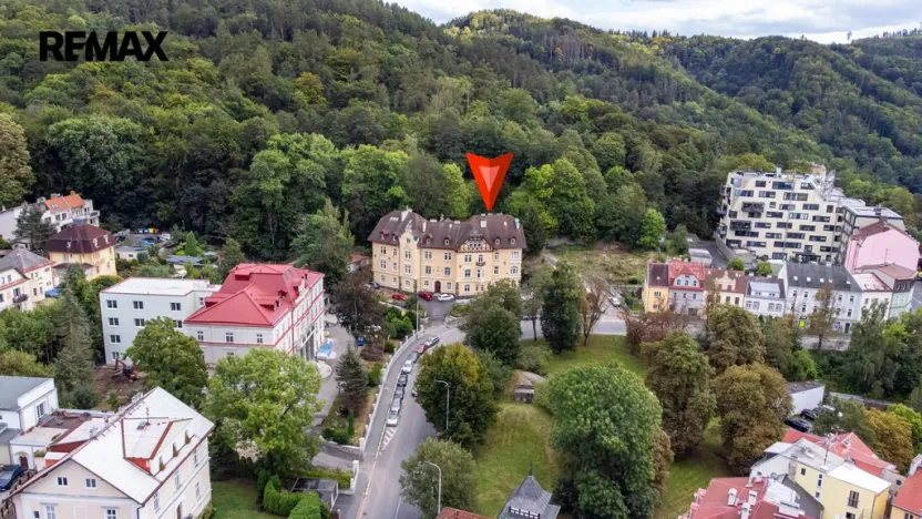 Pronájem bytu 6+kk a větší, Karlovy Vary, Na Vyhlídce, 145 m2