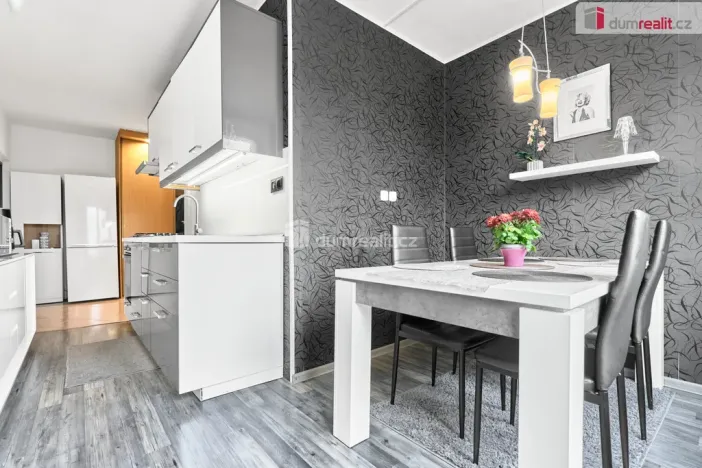 Prodej bytu 3+1, Sokolov, Jelínkova, 67 m2