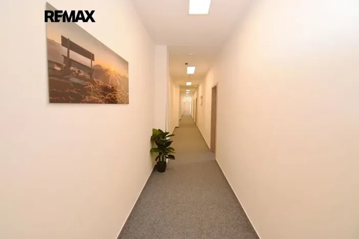 Pronájem kanceláře, Nymburk, Náměstí Přemyslovců, 12 m2