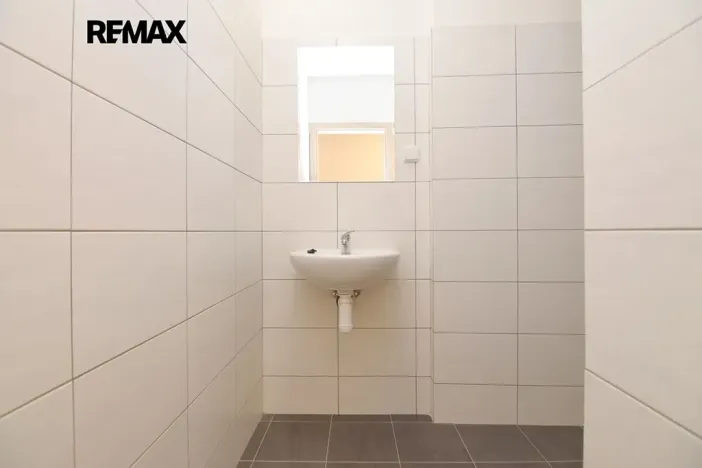 Pronájem kanceláře, Nymburk, Náměstí Přemyslovců, 12 m2