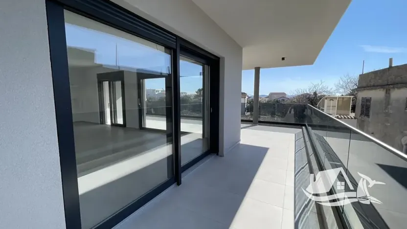 Prodej bytu 4+kk, Tribunj, Chorvatsko, 105 m2