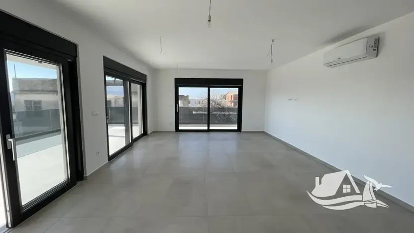 Prodej bytu 4+kk, Tribunj, Chorvatsko, 105 m2