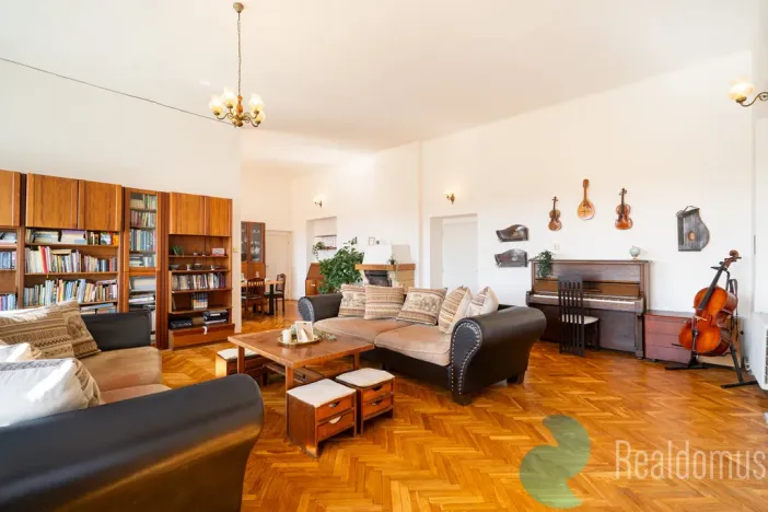 Prodej rodinného domu, Kaplice - Rozpoutí, 330 m2