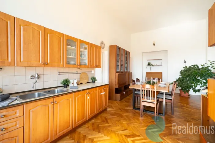 Prodej rodinného domu, Kaplice - Rozpoutí, 330 m2