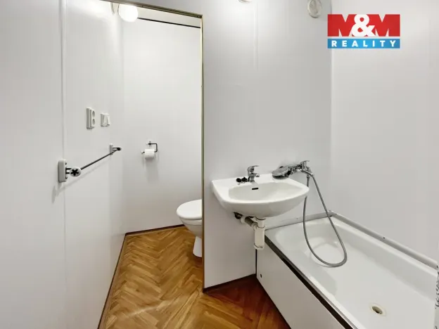Pronájem bytu 2+kk, Ústí nad Labem - Bukov, Na Kohoutě, 42 m2