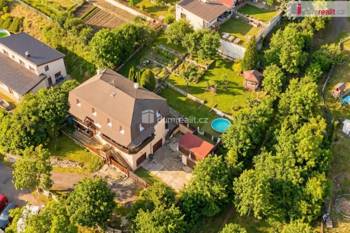 Prodej rodinného domu, Ostrov, Krušnohorská, 340 m2