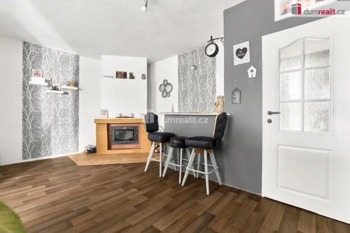 Prodej rodinného domu, Ostrov, Krušnohorská, 340 m2