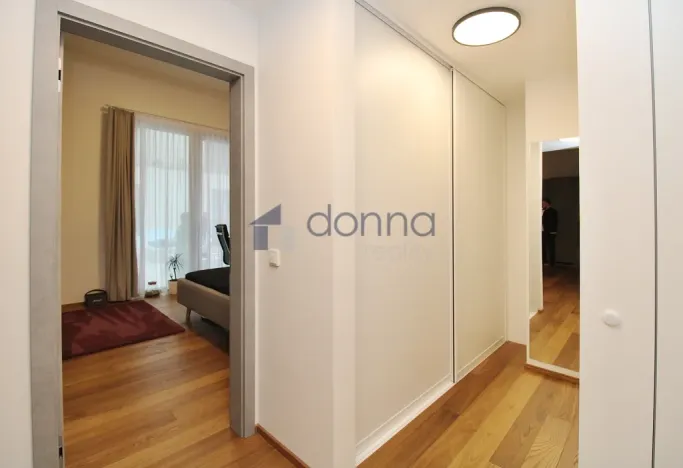 Pronájem bytu 3+kk, Praha, Křižíkova, 105 m2