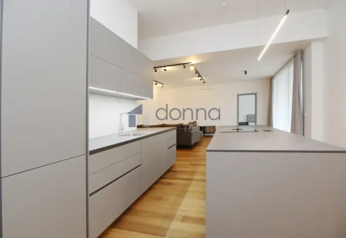 Pronájem bytu 3+kk, Praha, Křižíkova, 105 m2