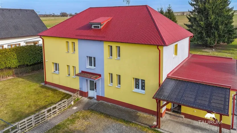 Prodej bytu 3+1, Hlohová, 92 m2