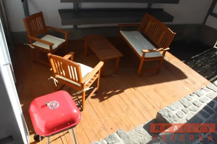 Pronájem bytu 4+1, Kamýk nad Vltavou, 75 m2