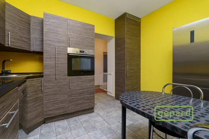 Pronájem bytu 3+1, Karlovy Vary, Sokolovská, 87 m2