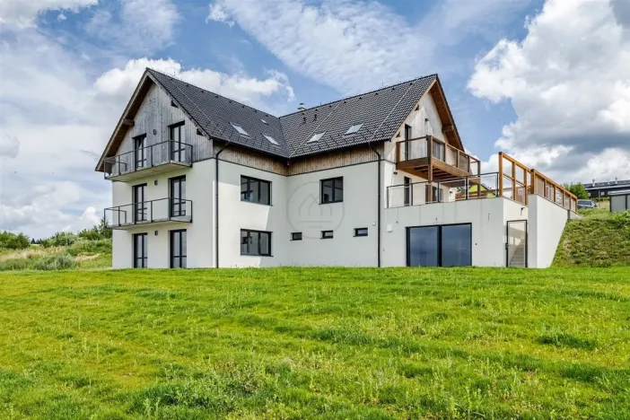 Prodej bytu 2+kk, Frymburk - Kovářov, 58 m2