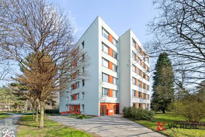 Prodej bytu 2+kk, Praha - Kobylisy, Šimůnkova, 47 m2