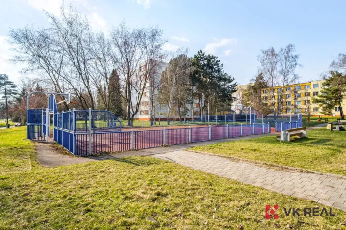 Prodej bytu 2+kk, Praha - Kobylisy, Šimůnkova, 47 m2