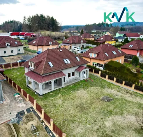 Prodej rodinného domu, Nová Role, 270 m2