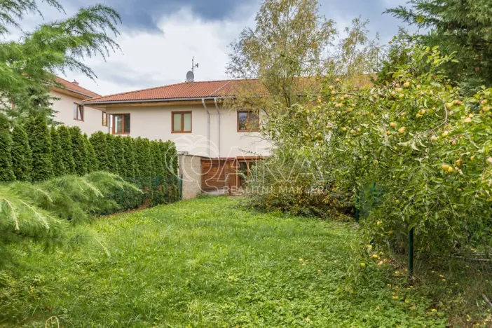 Prodej rodinného domu, Zbuzany, Lomená, 162 m2