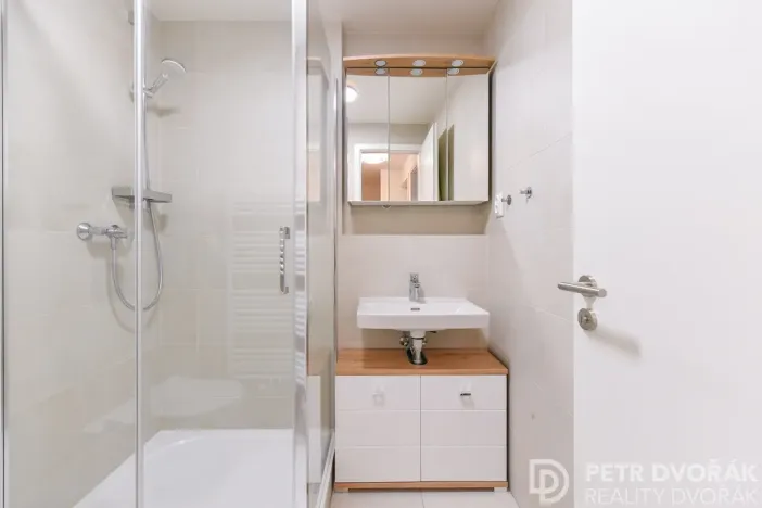 Prodej bytu 2+kk, Praha - Strašnice, Počernická, 40 m2