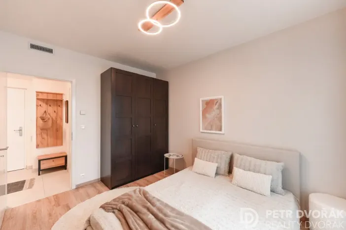 Prodej bytu 2+kk, Praha - Strašnice, Počernická, 40 m2