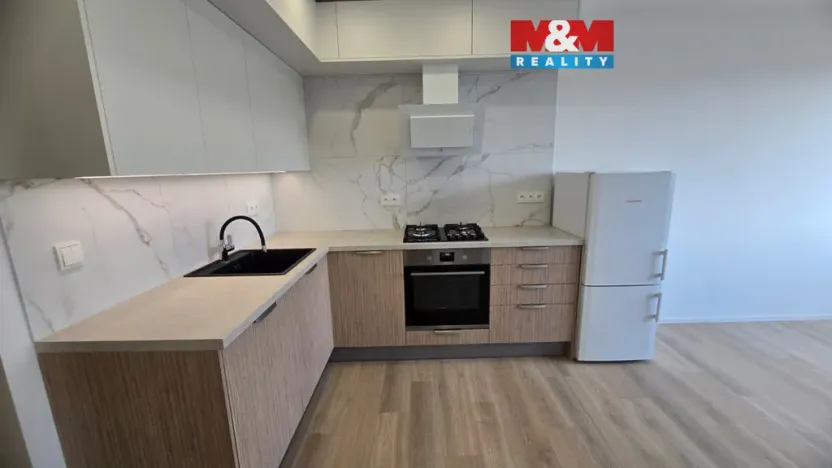 Pronájem bytu 2+kk, Praha - Hostivař, Hostivařská, 41 m2