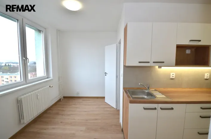 Pronájem bytu 1+1, Kroměříž, Spáčilova, 38 m2