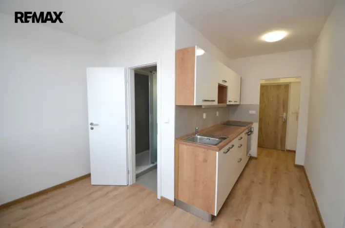 Pronájem bytu 1+1, Kroměříž, Spáčilova, 38 m2