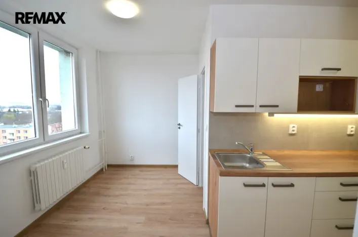 Pronájem bytu 1+1, Kroměříž, Spáčilova, 38 m2